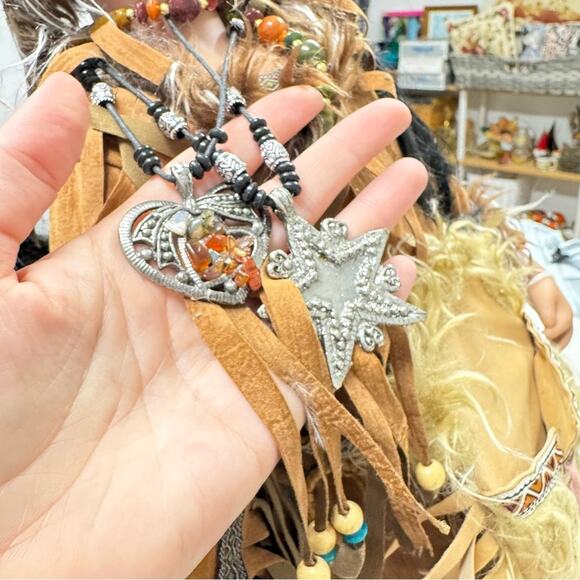 Native American Porcelain Doll Collectible WA Quinalt Indian Tribe Souvenir - Picture 9 of 13